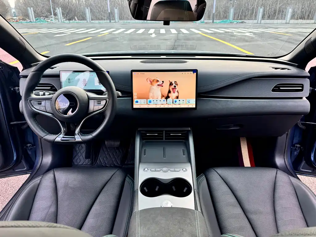 BYD SEAL 06 DM I TRAVEL EDITION