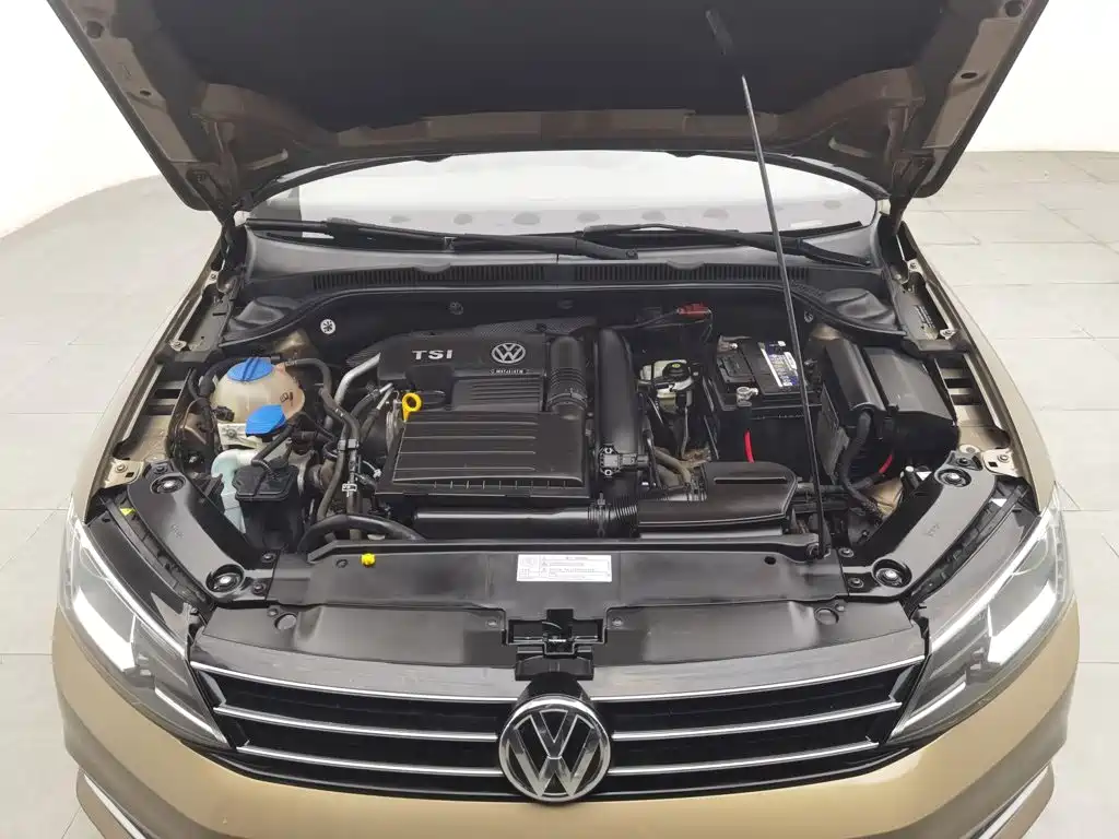 Volkswagen Sagitar — миниатюра 6