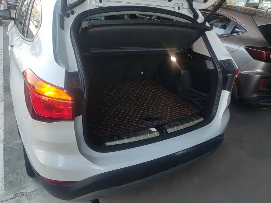 BMW X1 — миниатюра 19