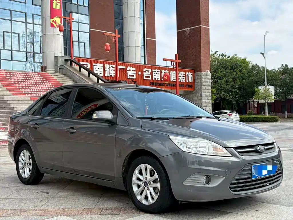 Ford Focus — миниатюра 3