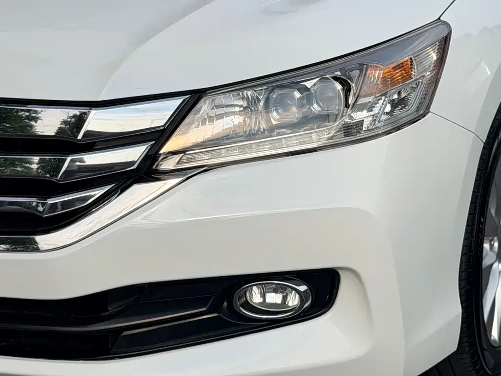 Honda Accord — миниатюра 2