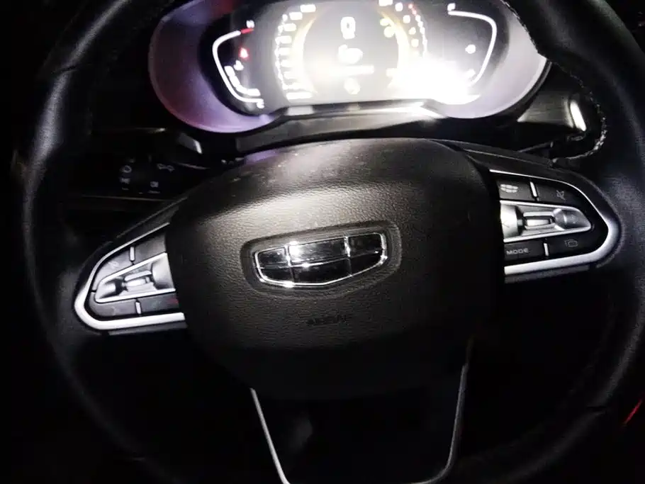 Geely Emgrand GS — миниатюра 15