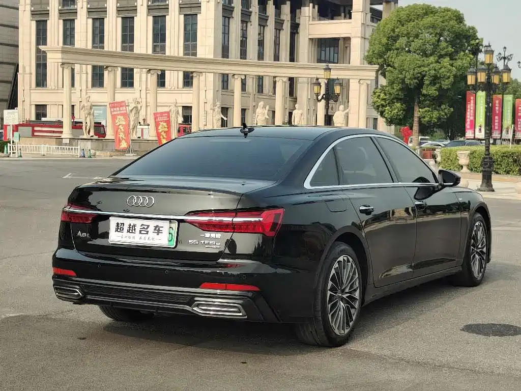 Audi A6L New Energy — миниатюра 15
