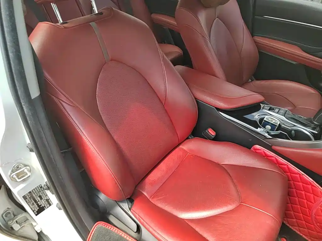 Toyota Camry — миниатюра 25