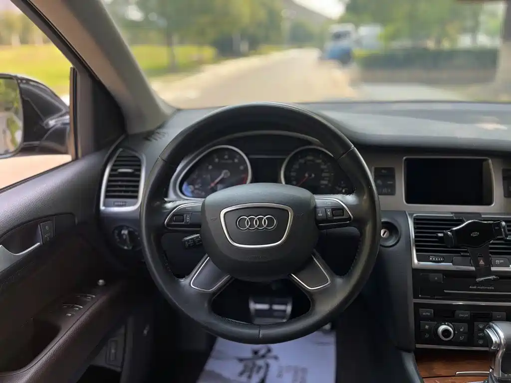 Audi Q7 — миниатюра 19
