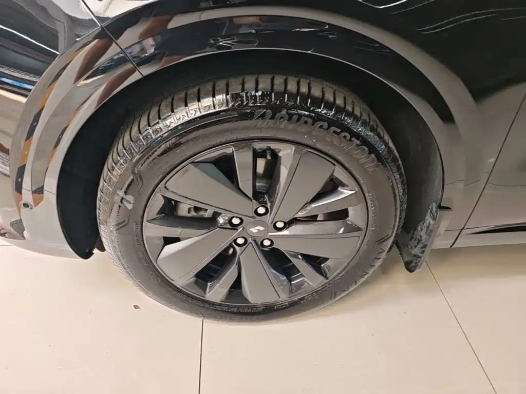 Li Auto Li L6 — миниатюра 23