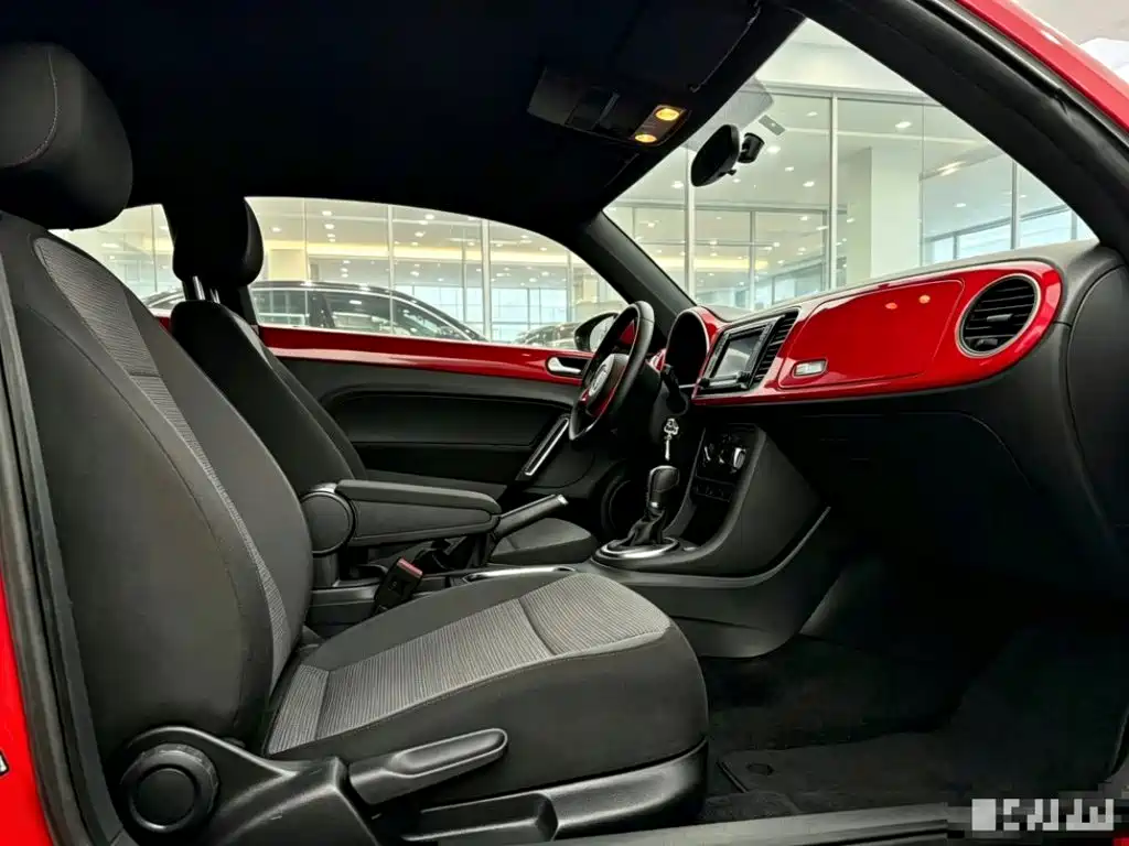 Volkswagen Beetle — миниатюра 6