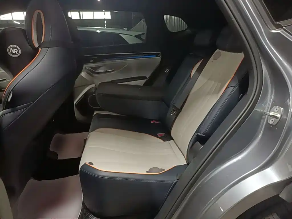 BYD PLUS New Energy — миниатюра 17