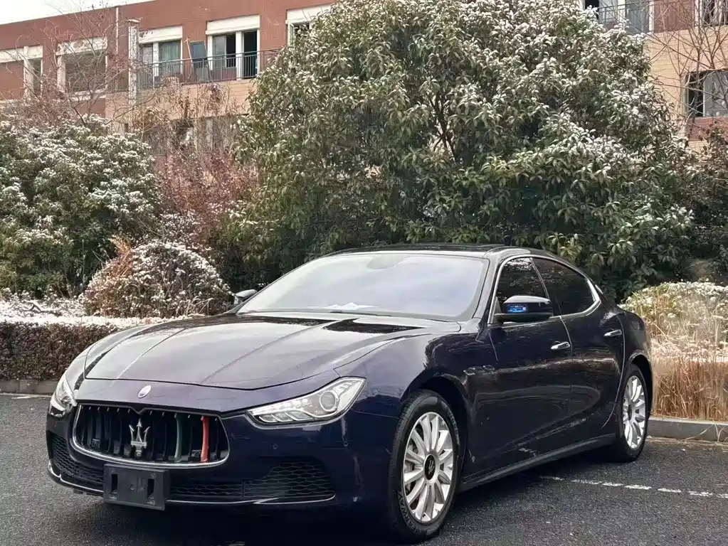 MASERATI GHIBLI