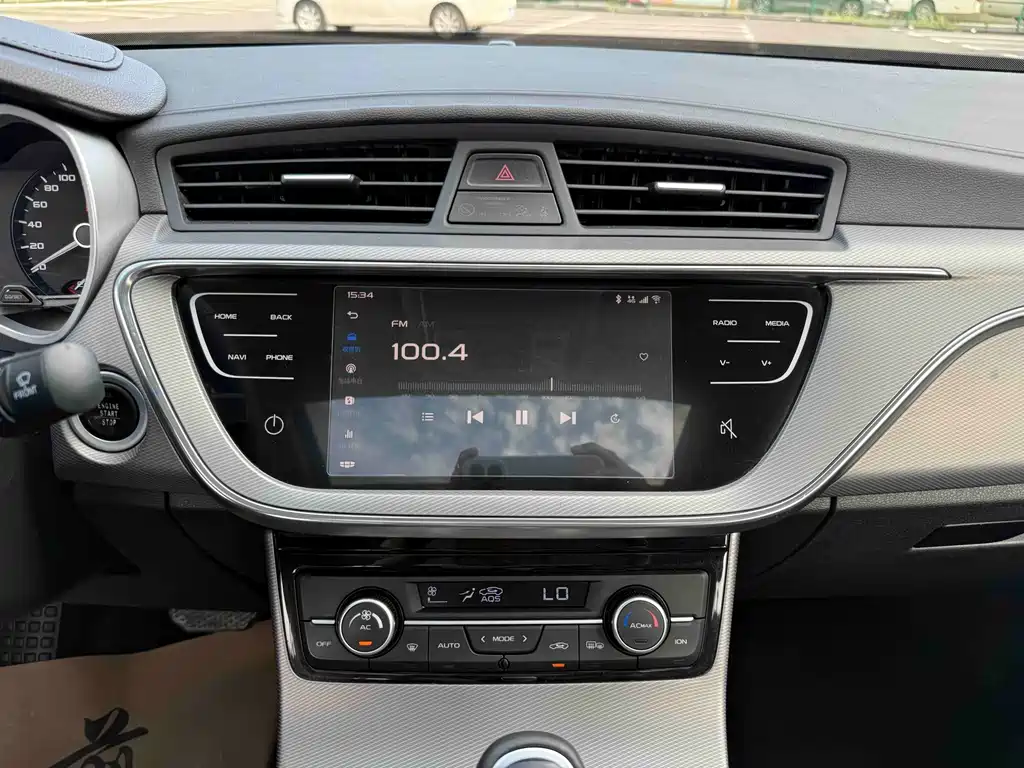 Geely Emgrand GL — миниатюра 10