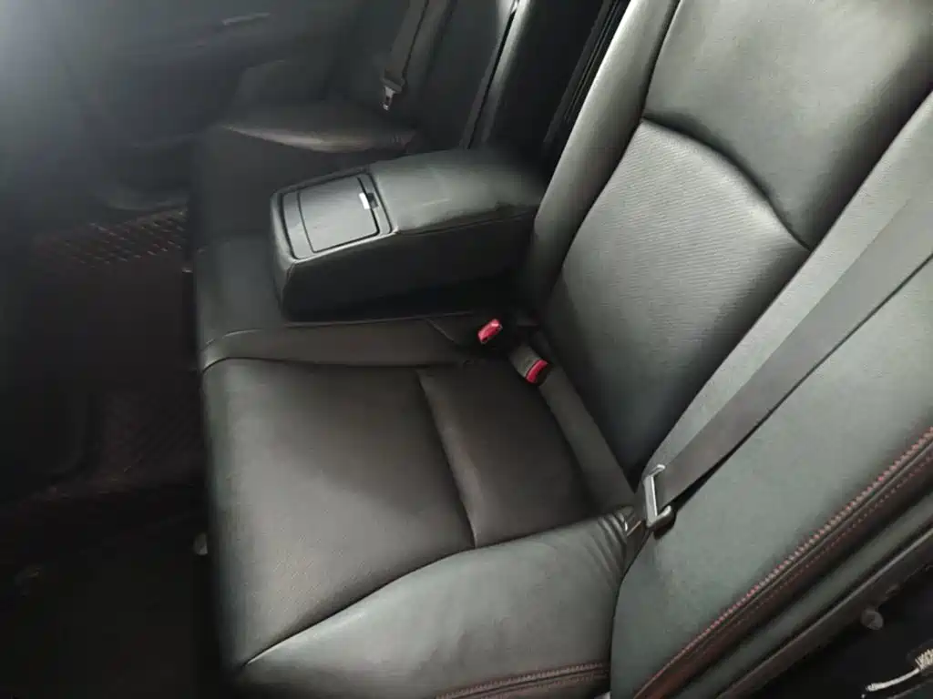 Honda Accord — миниатюра 17