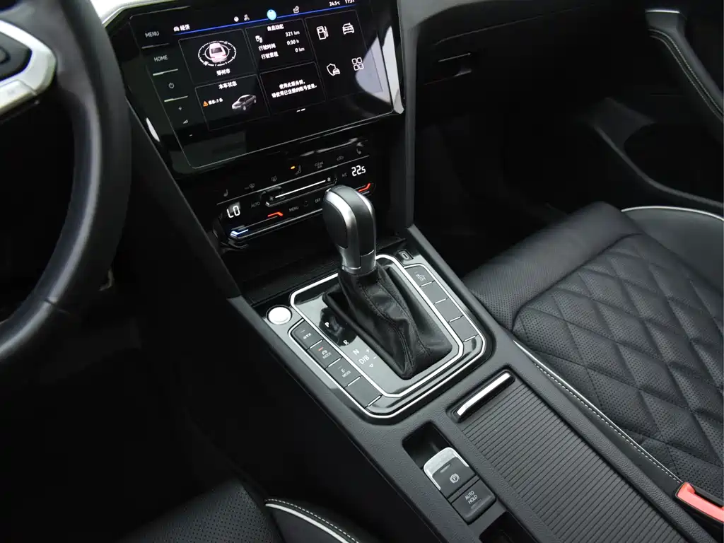 Volkswagen 迈腾 PHEV — миниатюра 7