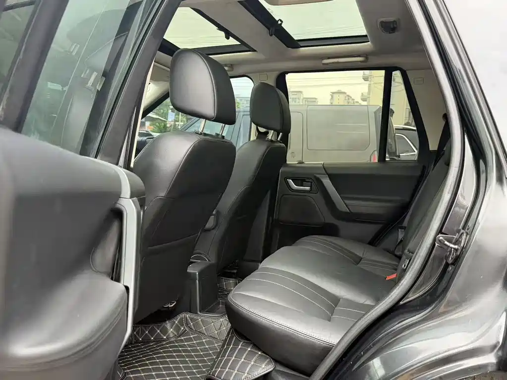 Land Rover Freelander 2 — миниатюра 9