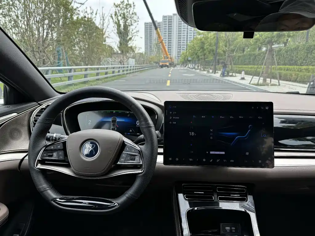 BYD Han — миниатюра 11