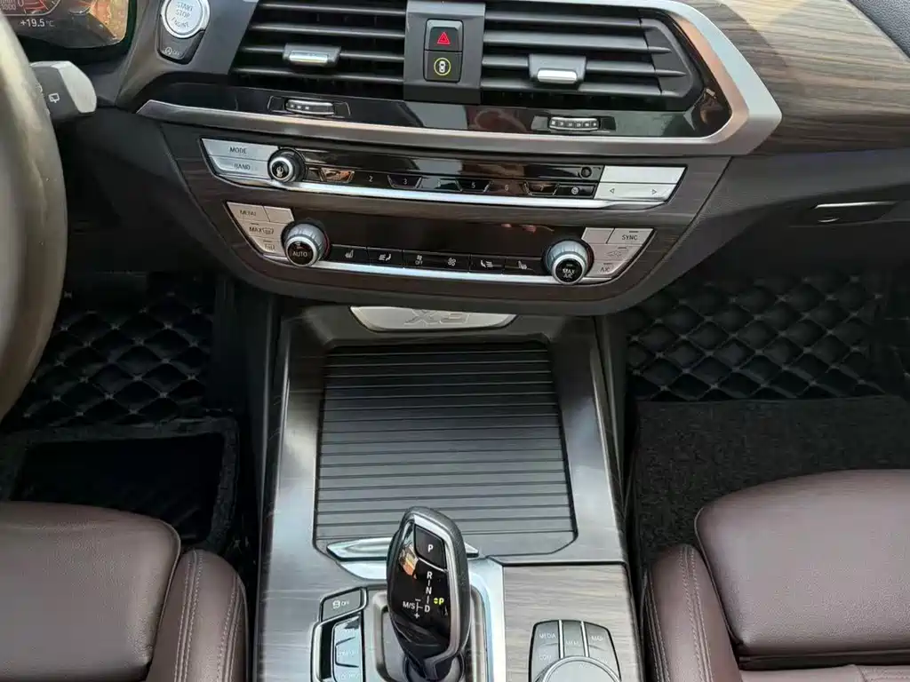 BMW X3 — миниатюра 13