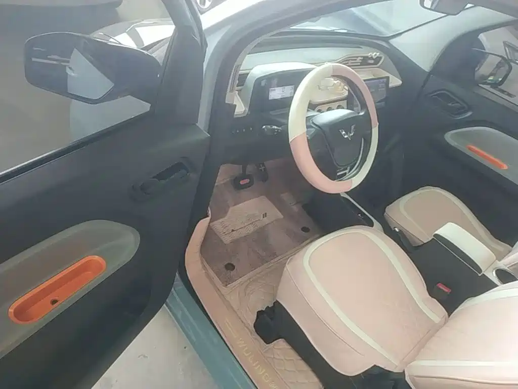 Wuling MINIEV — миниатюра 16
