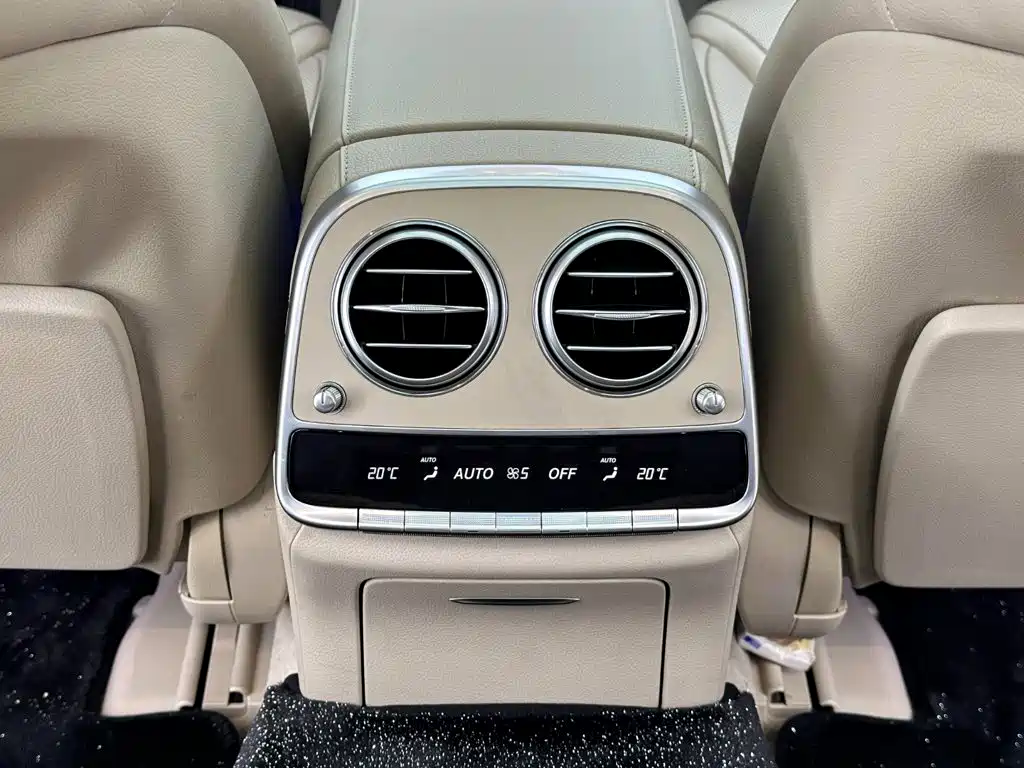 Mercedes-Benz S-Class — миниатюра 40
