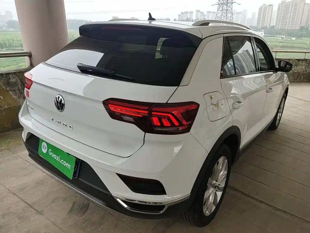 Volkswagen T-Roc — миниатюра 7