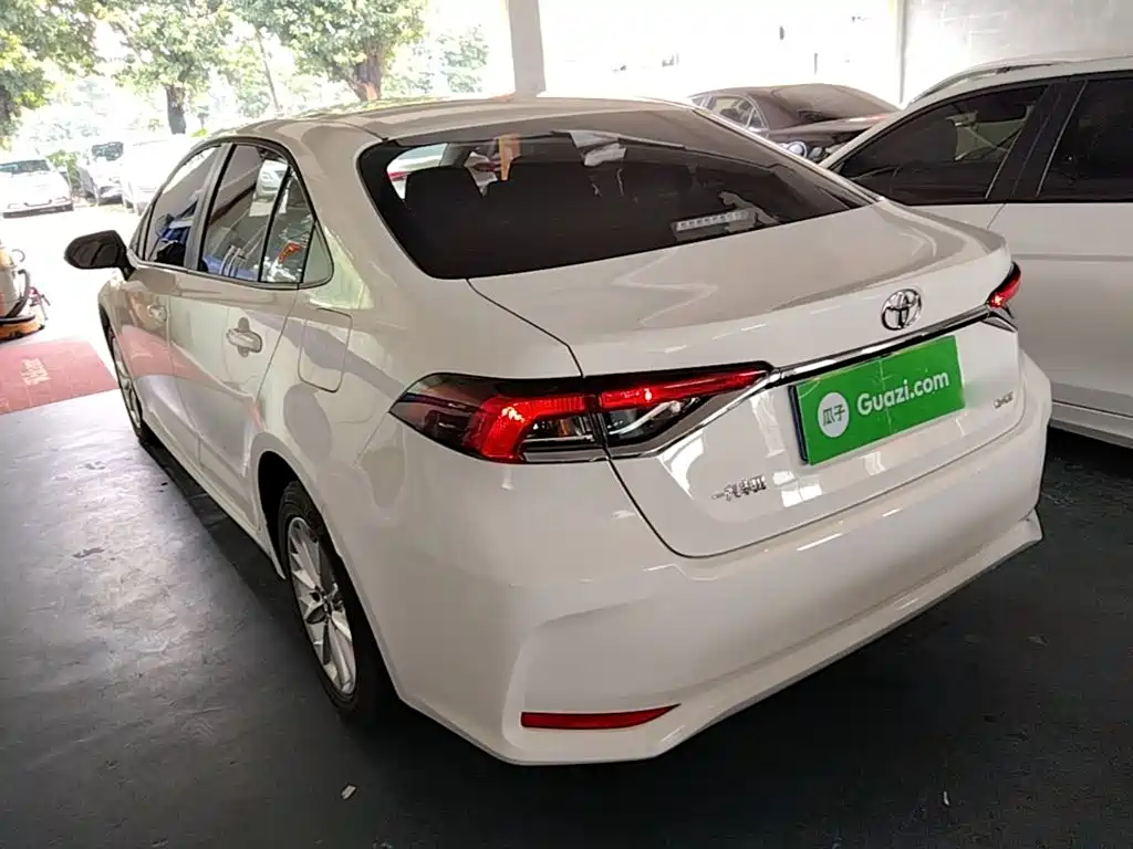 Toyota Corolla — миниатюра 5