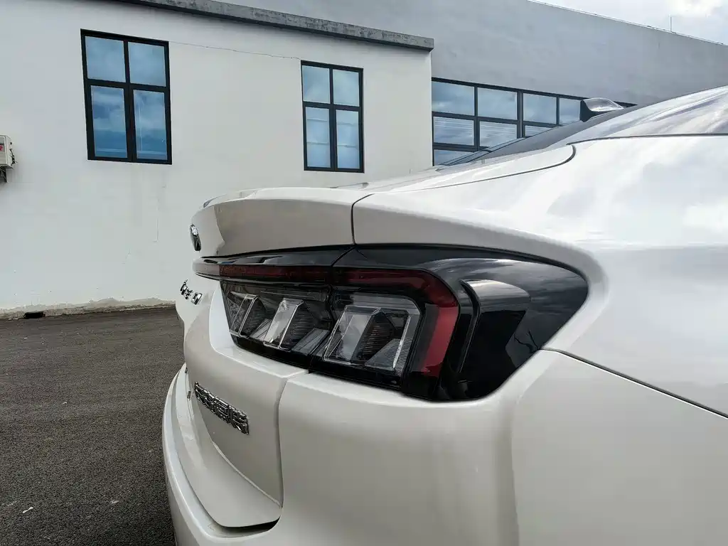 Ford Mondeo — миниатюра 14