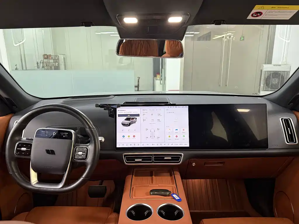 Li Auto Li L8 — миниатюра 16
