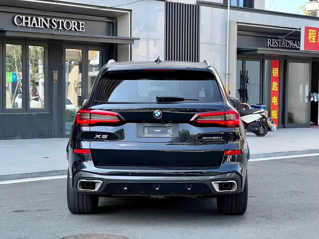 BMW X5 — миниатюра 6