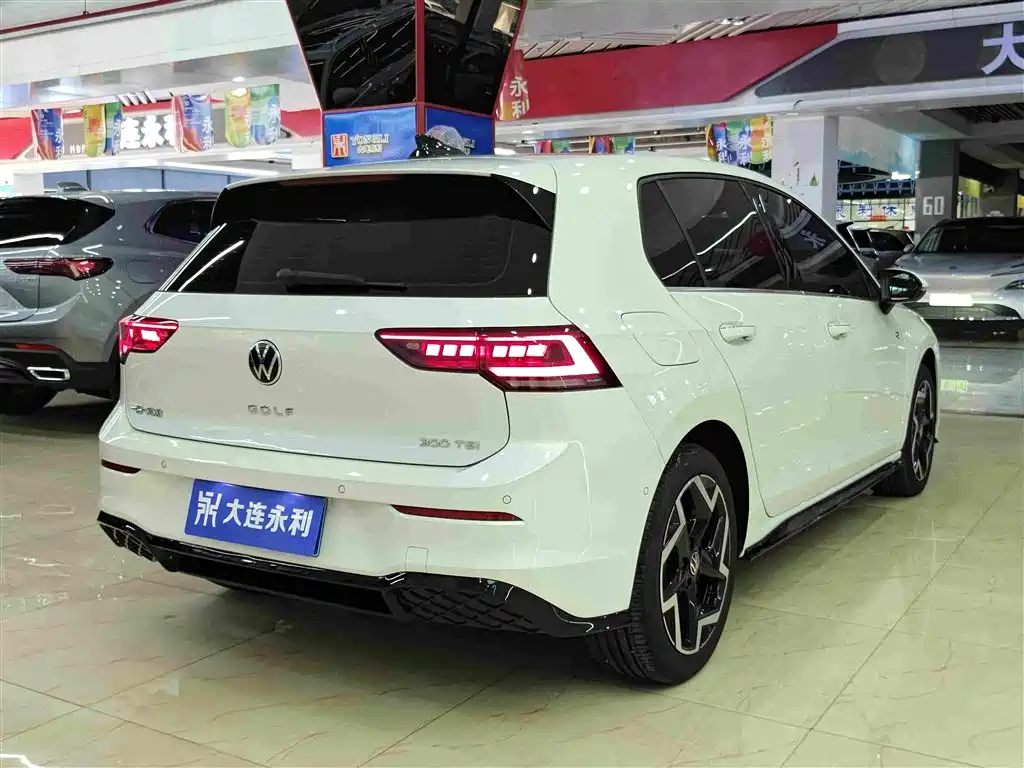 Volkswagen Golf — миниатюра 14
