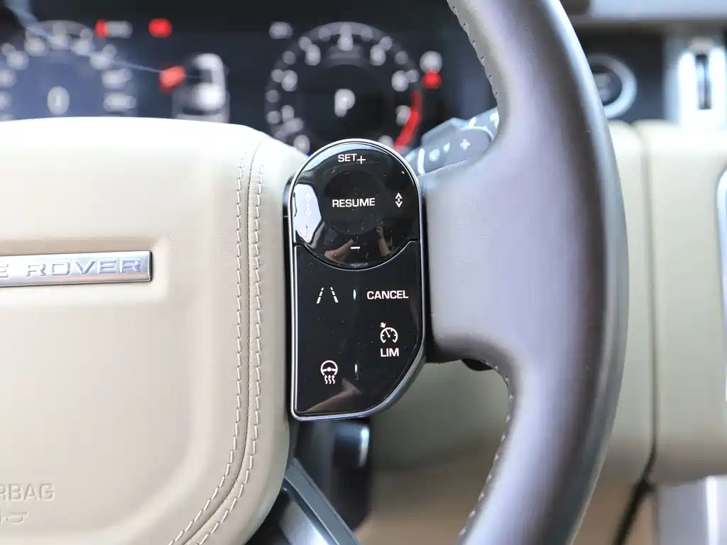 Land Rover Range Rover — миниатюра 16