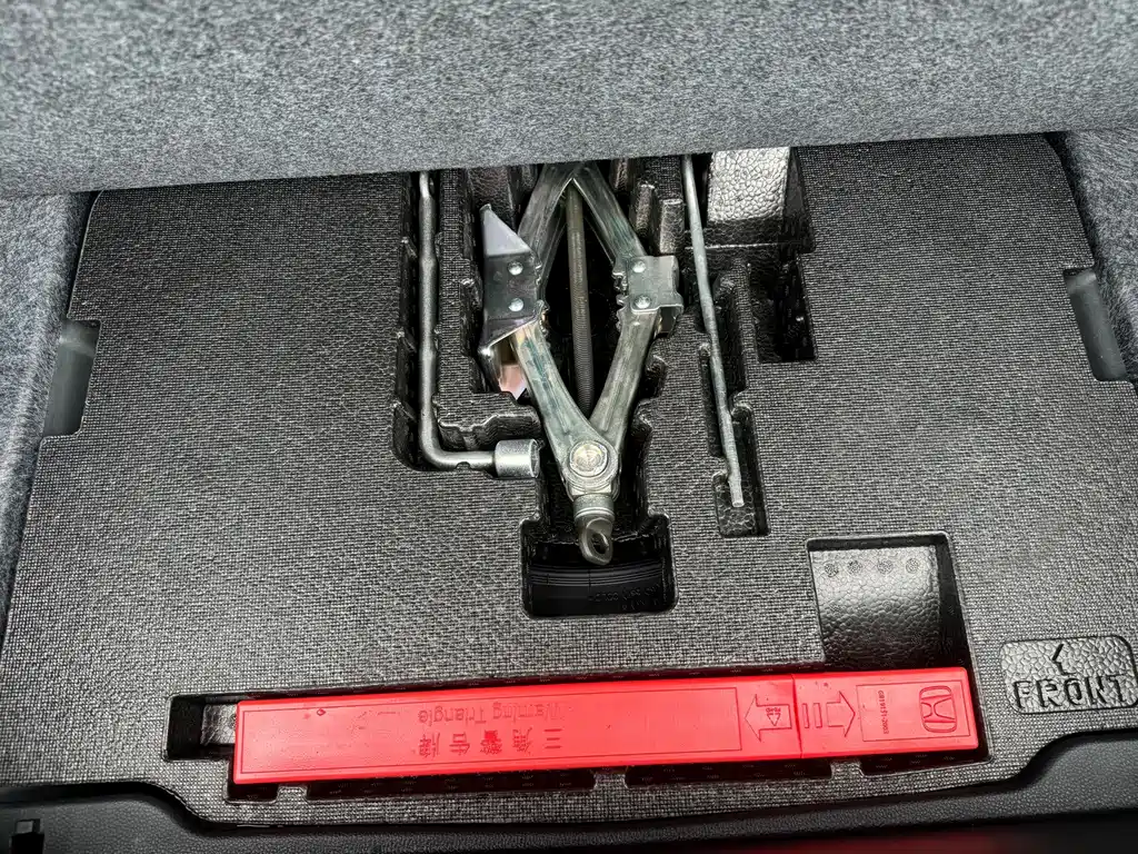 Honda Accord — миниатюра 18