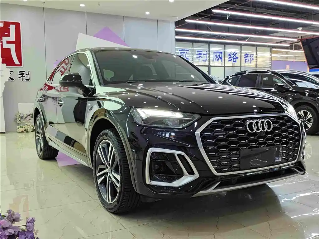 Audi Q5L Sportback — миниатюра 3