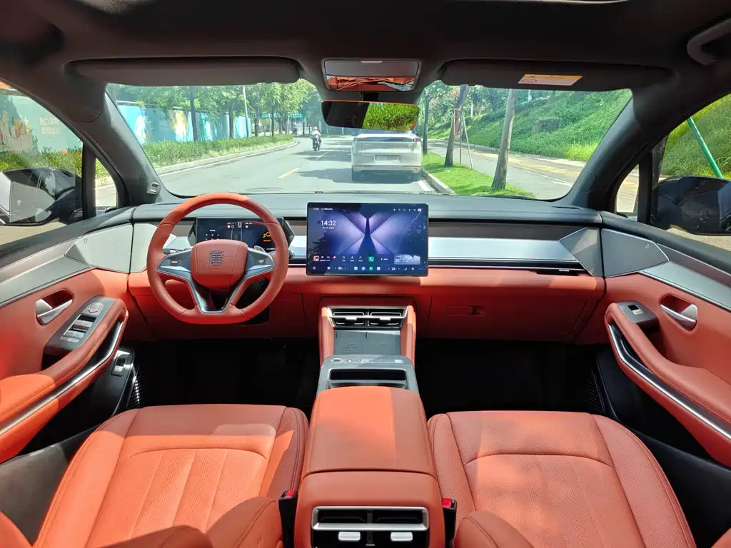 BYD Tang L — миниатюра 7
