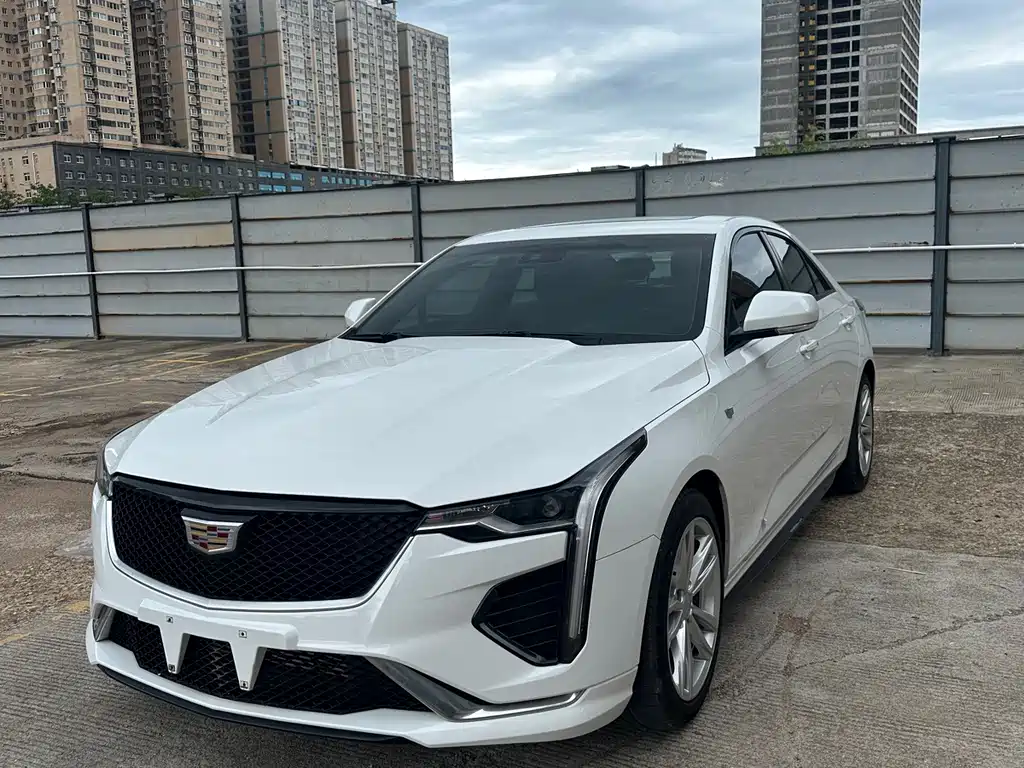 Cadillac CT4