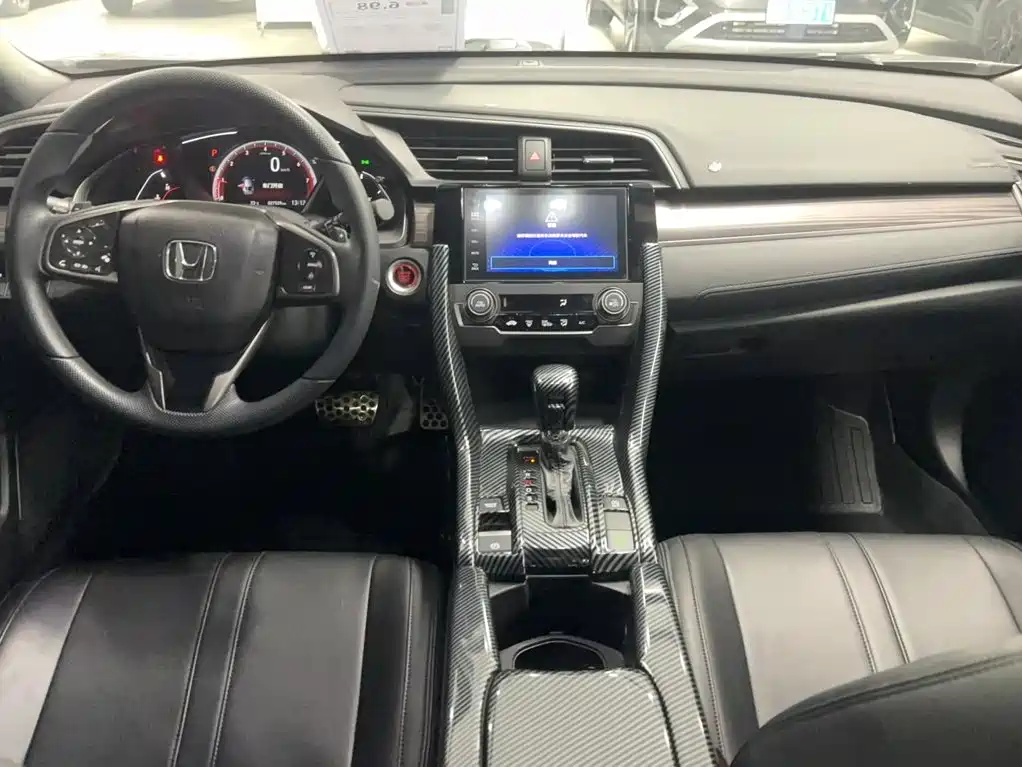 Honda Civic — миниатюра 12