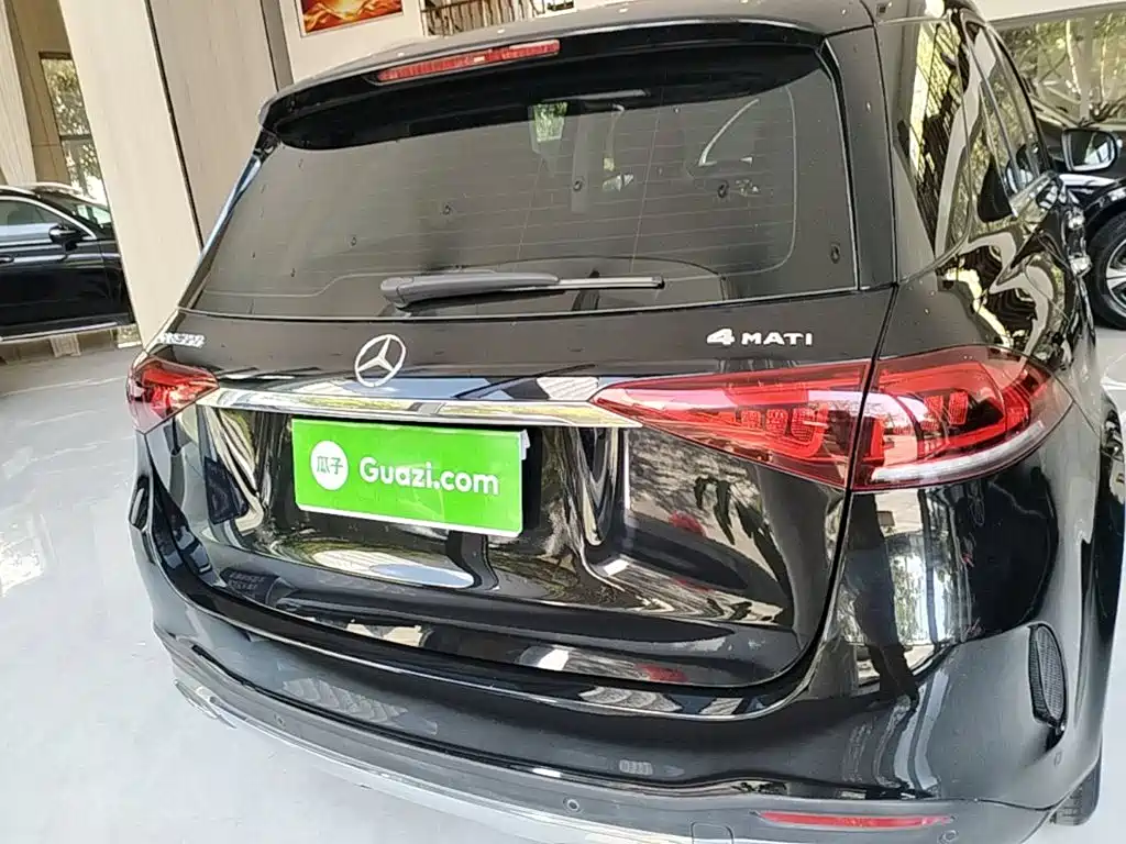 Mercedes-Benz GLE (Import) — миниатюра 6