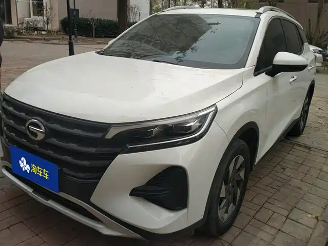 GAC TRUMPCHI GS4 2020