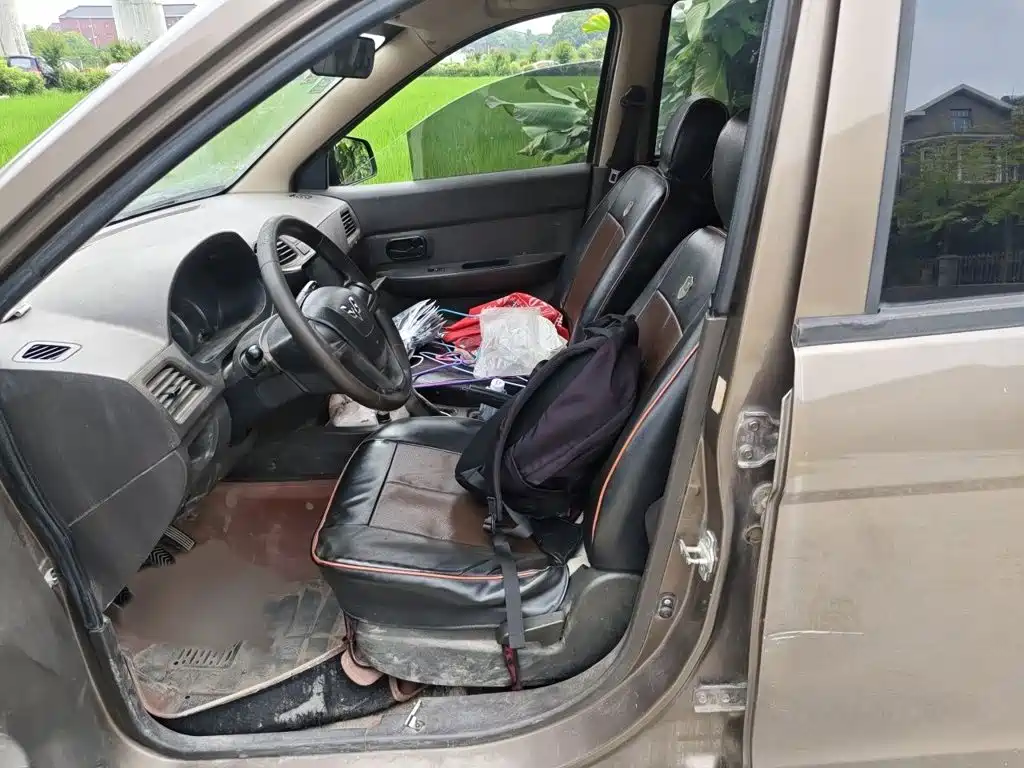 Wuling Hongguang — миниатюра 8