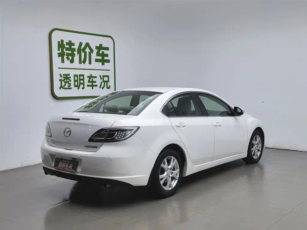 Mazda Ruiyi 2012 2.0L AT Elite