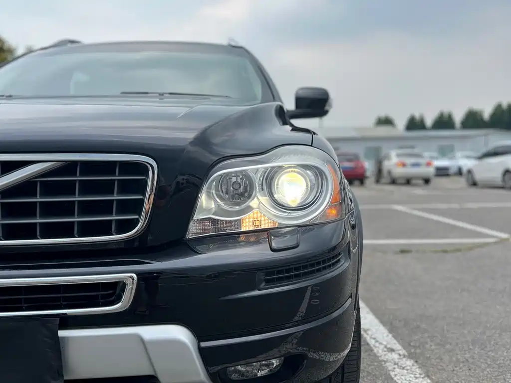 Volvo XC Classic — миниатюра 8