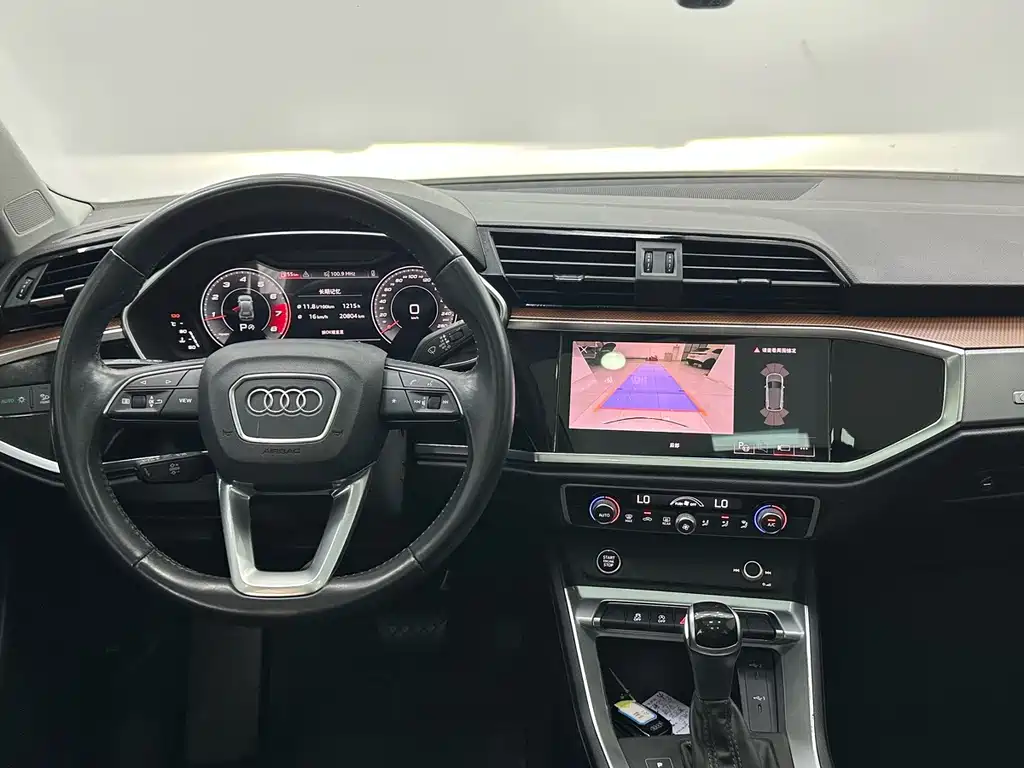 Audi Q3 — миниатюра 10