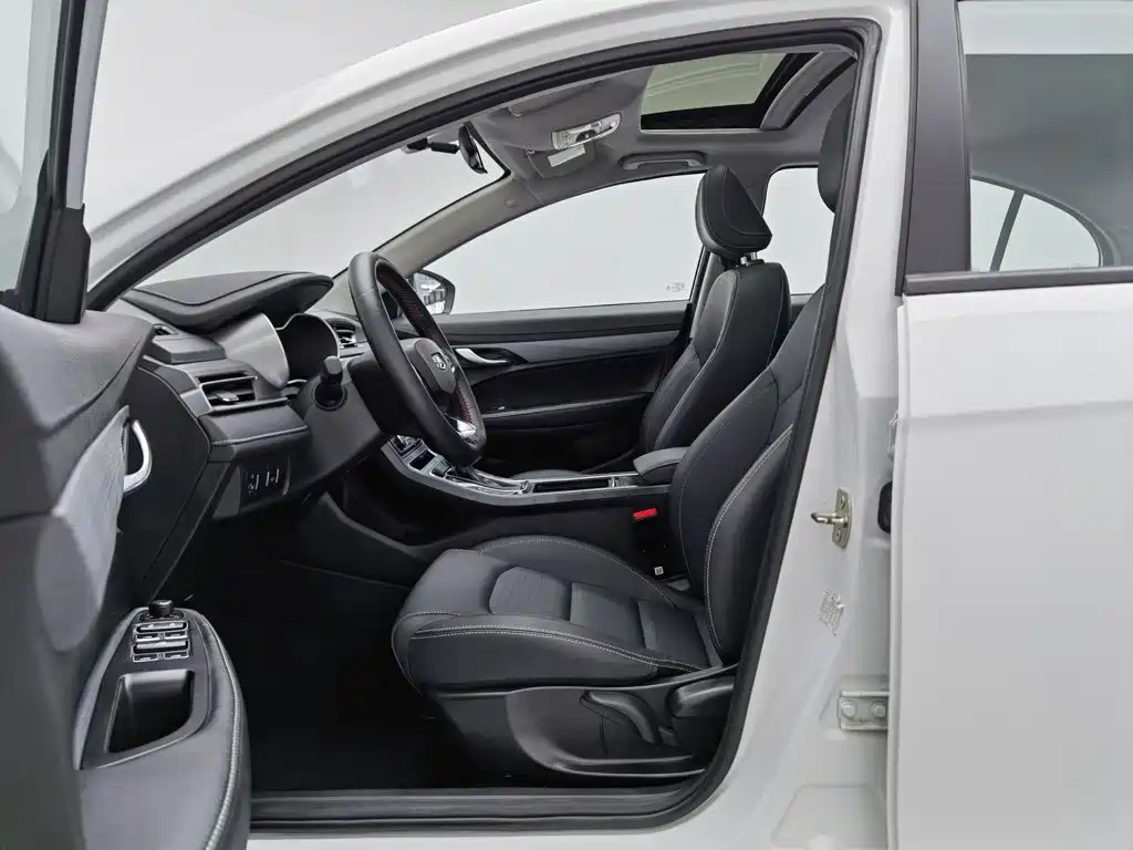 Geely Emgrand — миниатюра 10