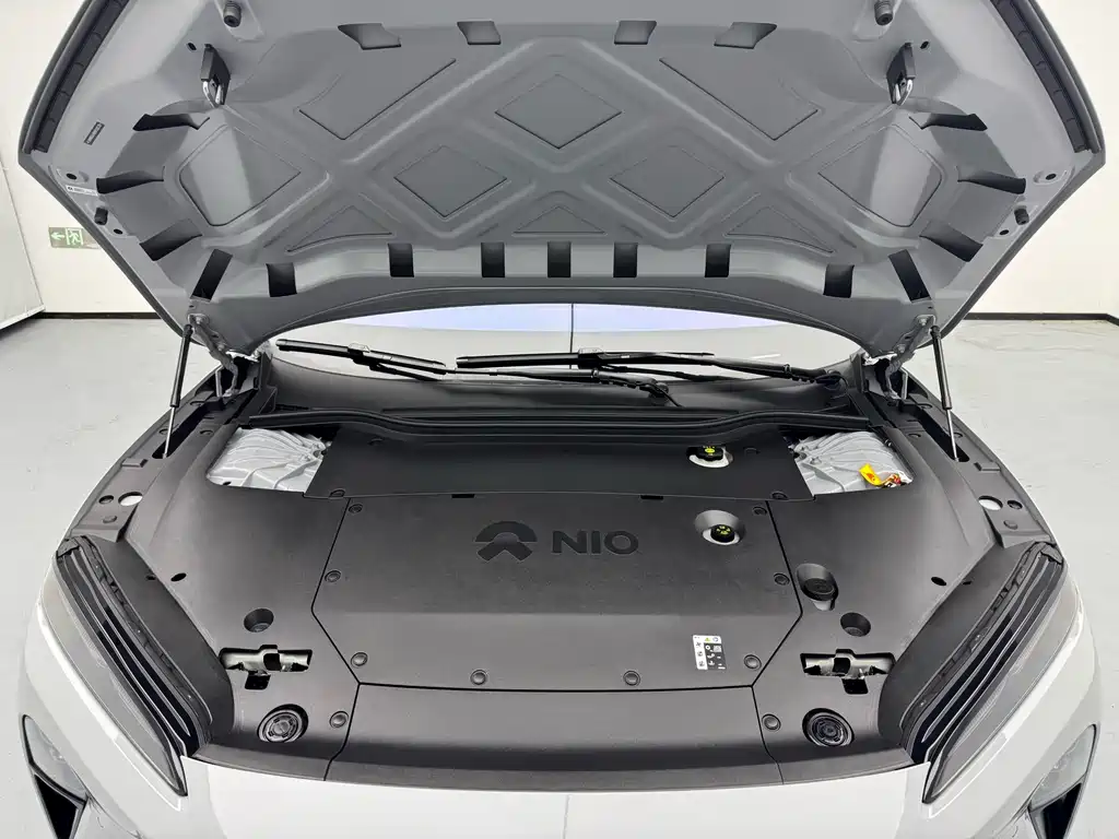NIO ET5T — миниатюра 18