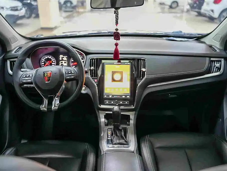 Roewe RX5 — миниатюра 10