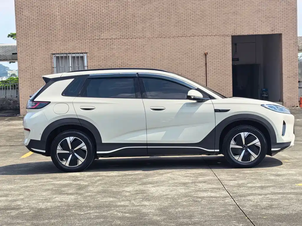 BYD Sealion 05 EV — миниатюра 7