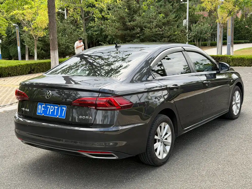 Volkswagen Bora — миниатюра 6