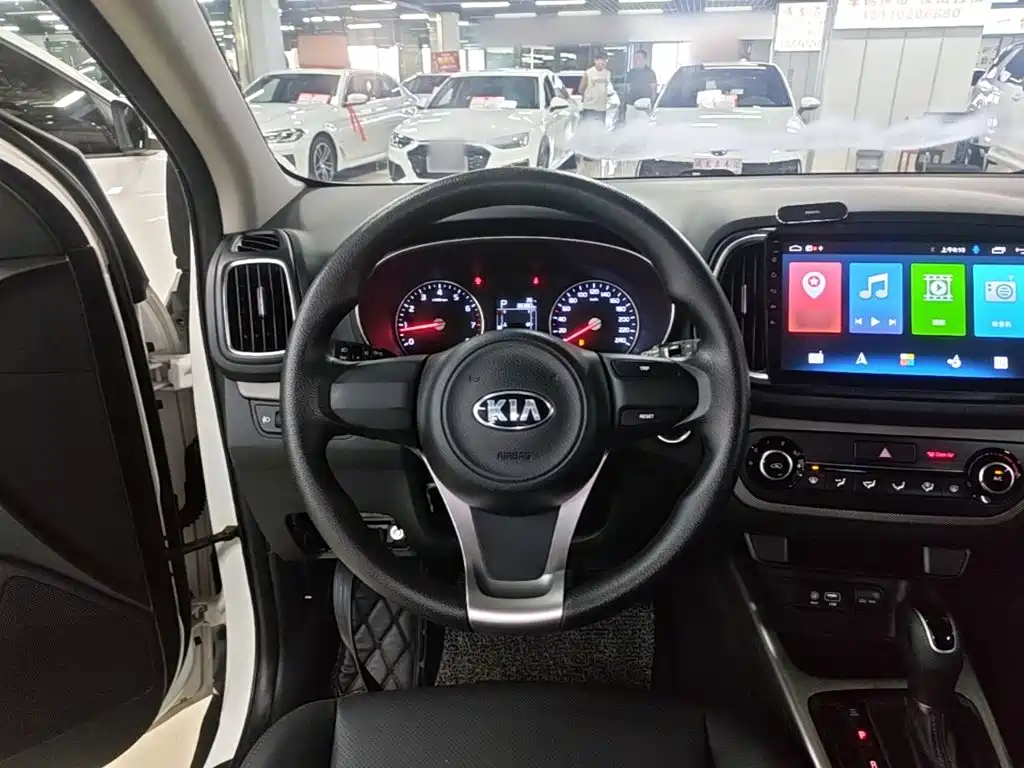 Kia KX3 — миниатюра 11