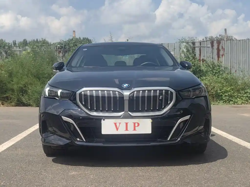 BMW i5 — миниатюра 2