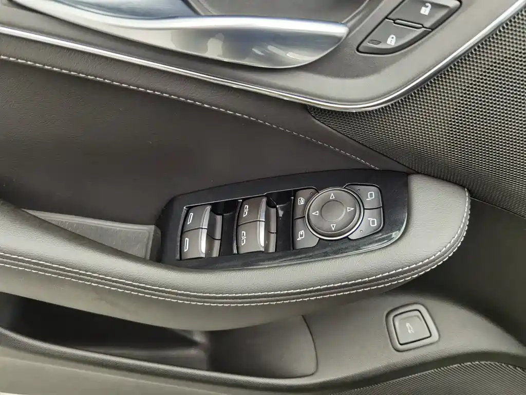 Cadillac CT5 2022 28T Luxury ( Standard )