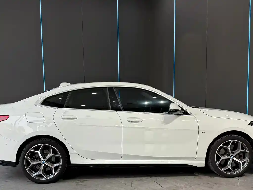 BMW 2 Series (Import) — миниатюра 5