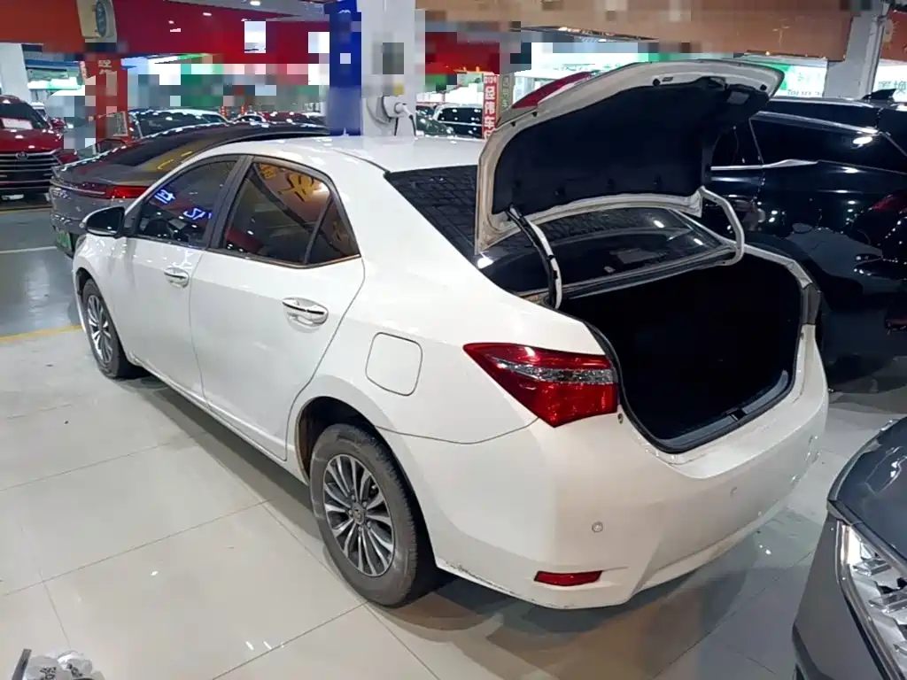 Toyota Corolla — миниатюра 5