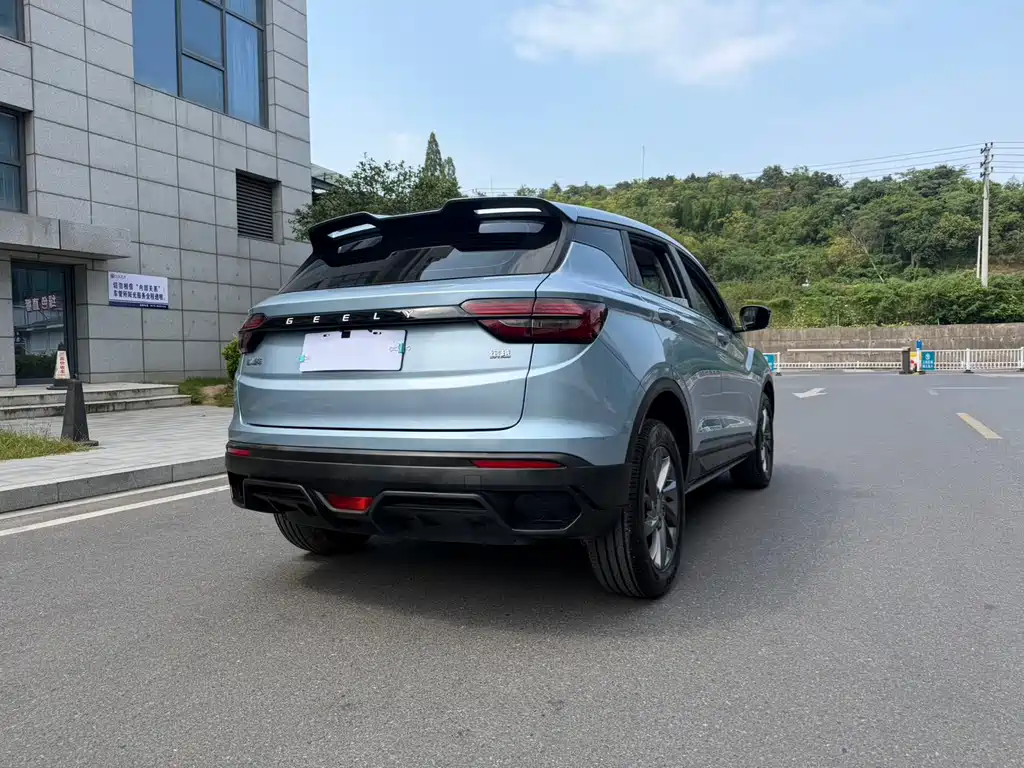 Geely Binyue — миниатюра 5